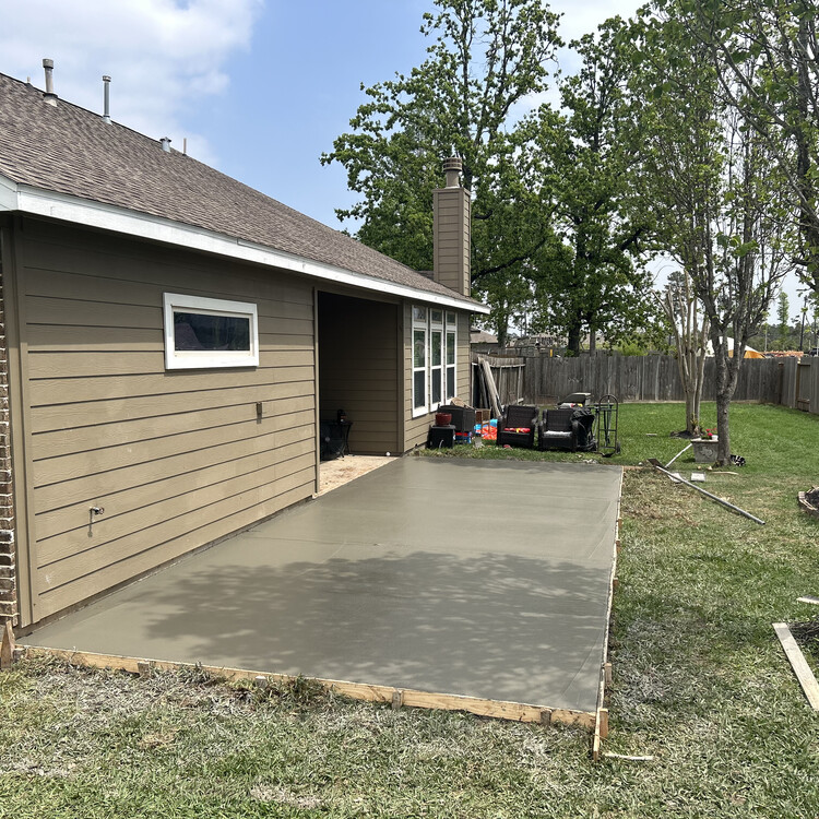 Pool and Patio Construction in Magnolia, TX